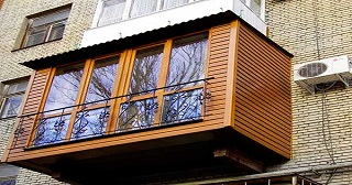 Внешняя отделка балкона Волхов цена от 1055 руб. м/2.